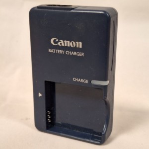 Canon CB-2LVE G Battery Charger
