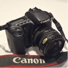Canon EOS 20D 8.2MP Digital SLR Camera Kit with Canon EF 35-70mm f/3.5-4.5 Zoom Lens 3 Months Warranty - 31322 Canon EOS 20D 8.2MP Digital SLR Camera Kit with Canon EF 35-70mm f/3.5-4.5 Zoom Lens 3 Months Warranty - 31322