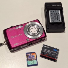 Casio Exilim EX-Z35 Compact Digital Camera Used
