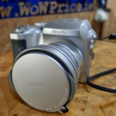 FujiFilm FinePix S3500 Digital Camera