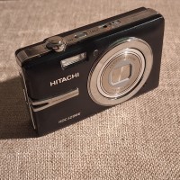 Hitachi HDC-1296 Digital Camera