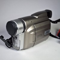 JVC GR-DVL25A MiniDV Tape Handheld Compact Video Camera