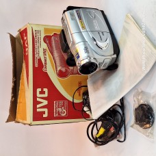 JVC GR-FX16EK VHS-C Camcorder 