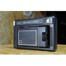 24235 Kodak EK8 Instant Camera