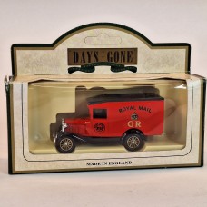 LLedo Diecast Model of Days Gone 18008 1934 Ford Model A Van Royal Mail GB