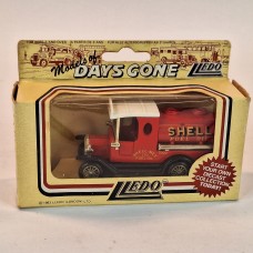 Lledo No. 8011 “Days Gone” Ford T1 Shell Mex LTD Fuel Oil Van - 3831
