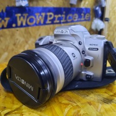 0212 Minolta Dynax 404si 28-80mm 35mm Film Camera