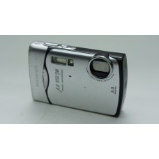 Olympus 850 SW 8.0MP Digital Camera