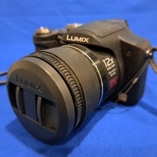 Panasonic DMC-FZ8 Lumix Digital Camera