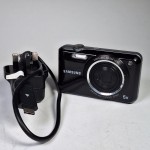 Samsung ES Series ES65 10.3MP Digital Camera 3 months warranty