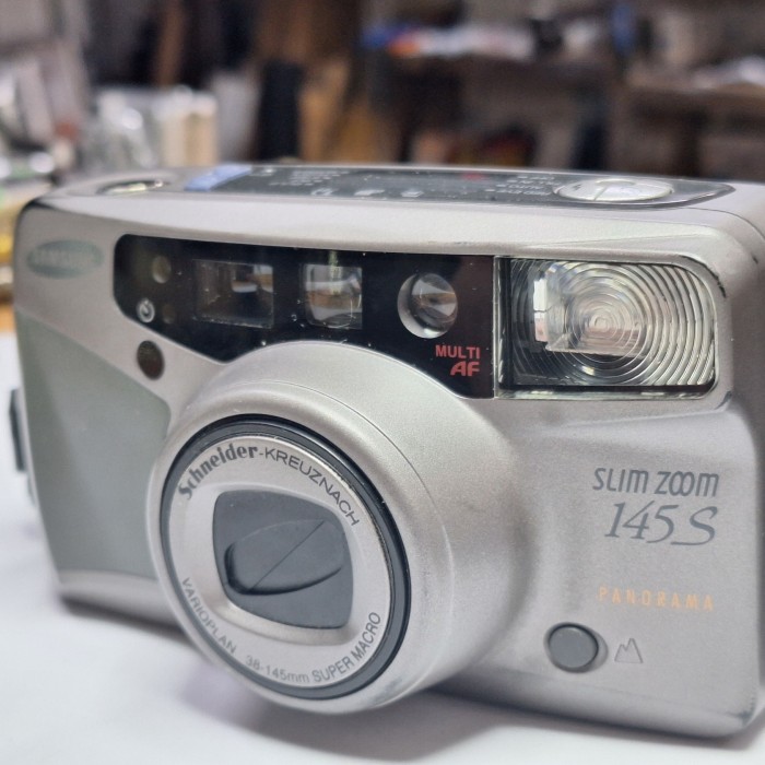 Samsung Slim Zoom 145 S 35mm Film Camera Compact Zoom Camera