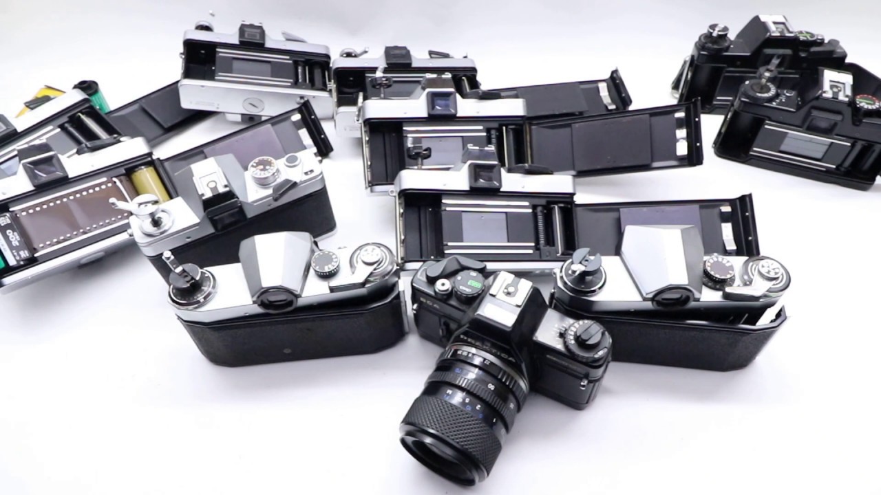 How To Load Film in Praktica Cameras 35mm Film #praktica